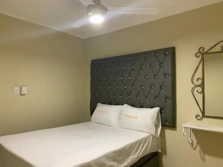 Glamour Hotel La Romana Bagian luar foto